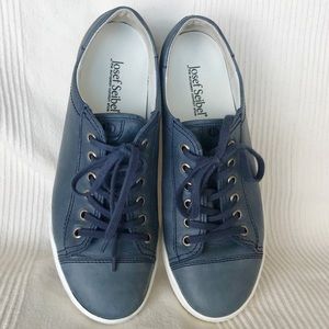 Josef Seibel Navy Leather Sneakers sz 39 Comfort